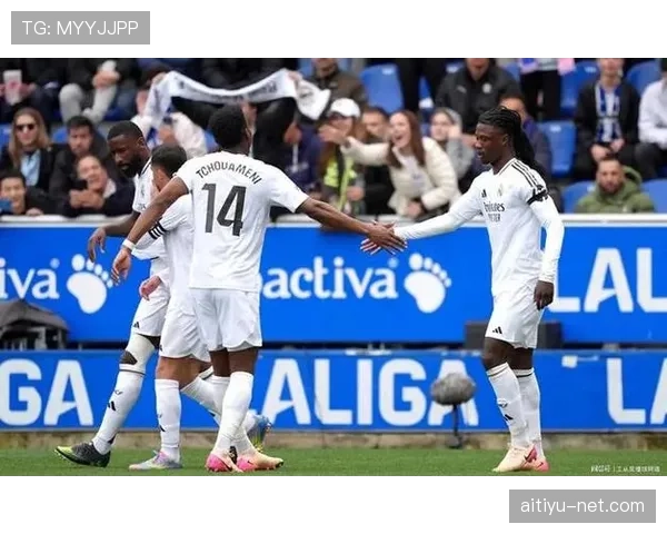 卡马文加：皇马多面手中场定位如何稳固