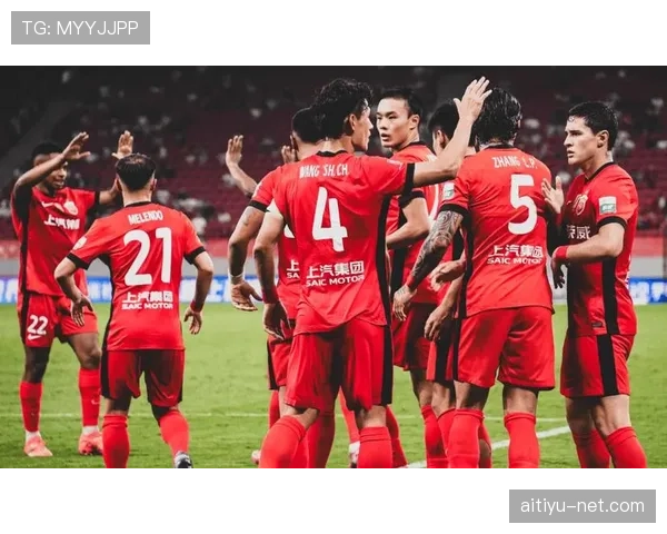 上海海港本轮争冠关键战役，外援攻击组合效率提升，整体攻防过渡趋于稳定
